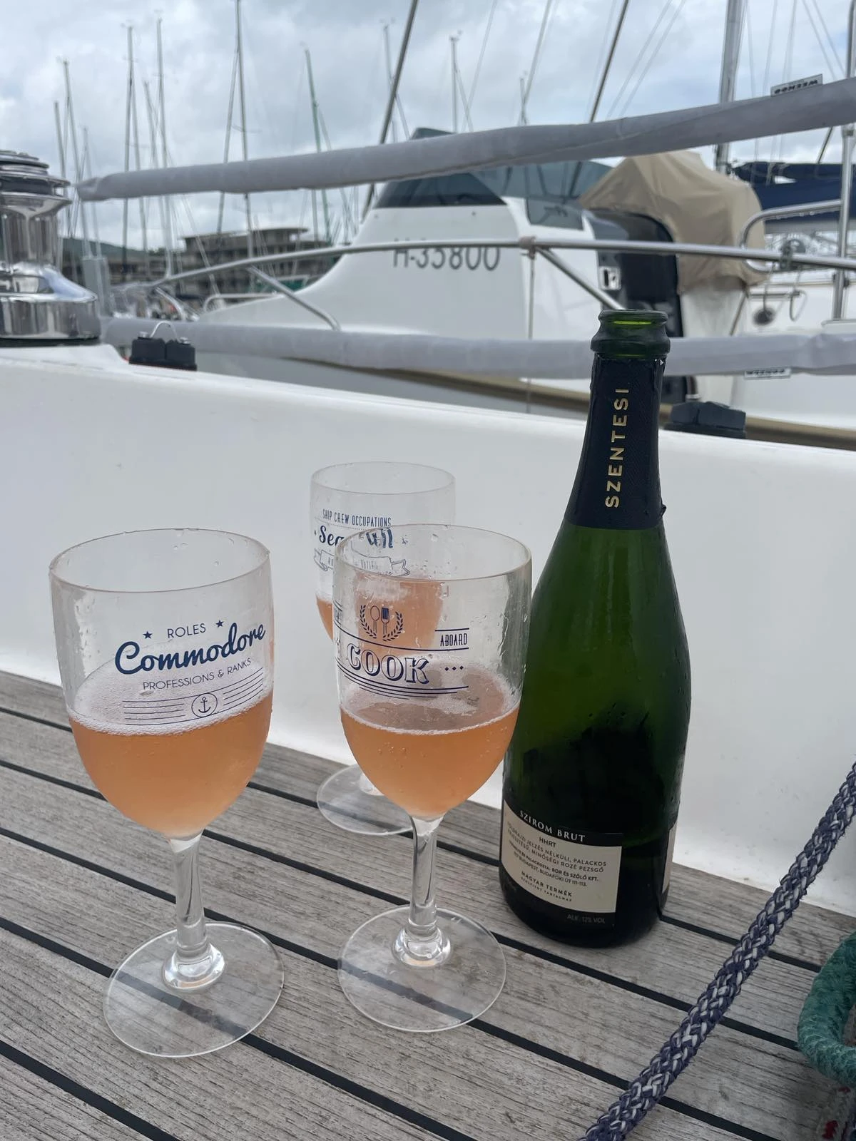 IMG-8cd75d5db0e070c32e20a713b984b61f-V